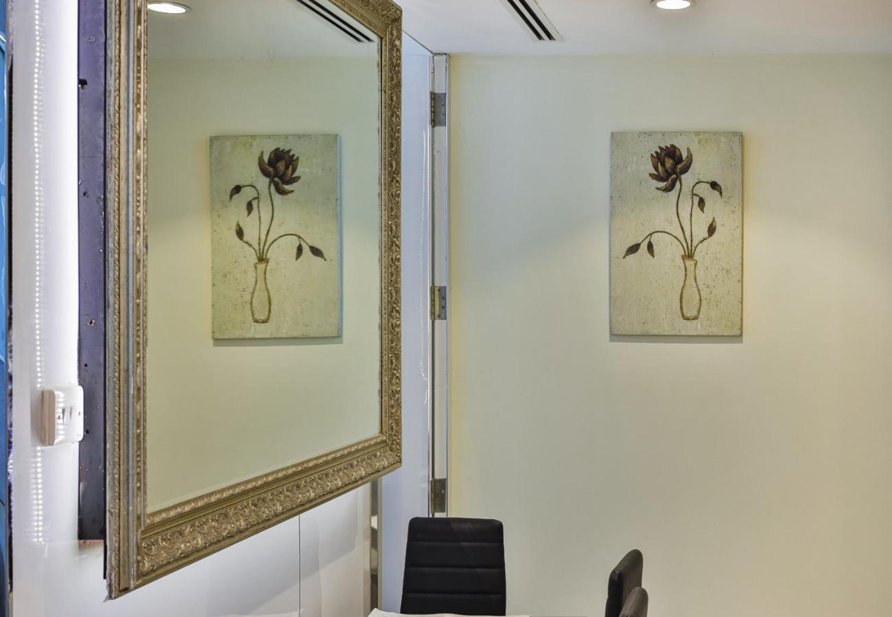Bay Square 9, Business Bay - - Allsopp & Allsopp *