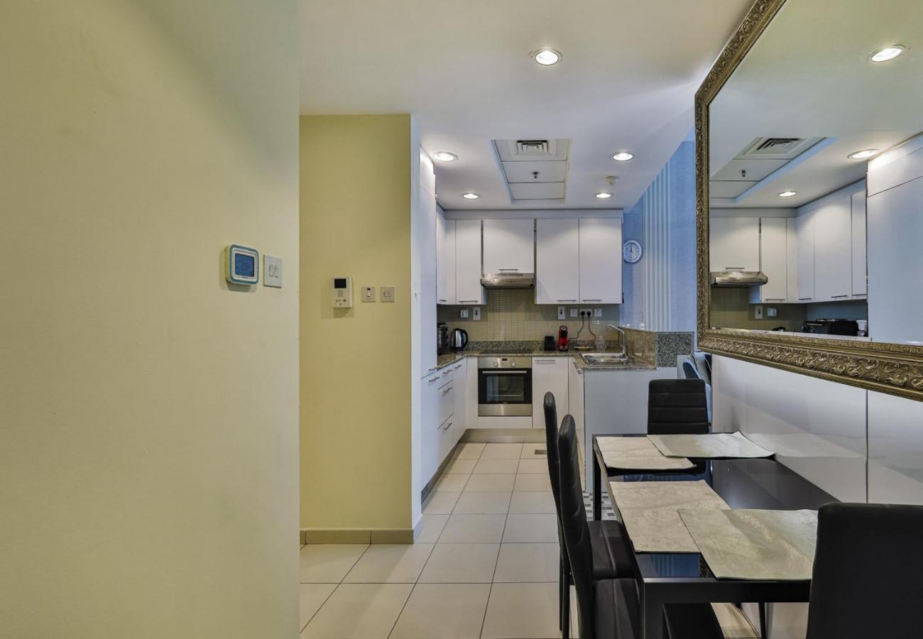 Bay Square 9, Business Bay - - Allsopp & Allsopp *